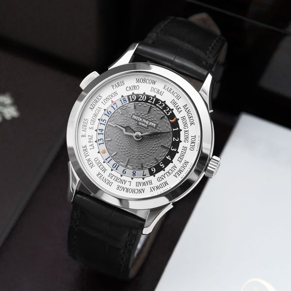 Patek Philippe World Time 5230G-001